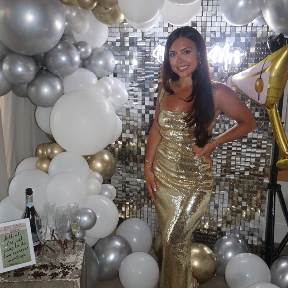 Meshki gold dress - Picture 2 of 4